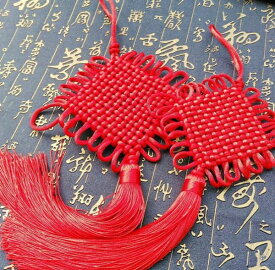 中国結びつるし飾り　中国民俗飾り　幸せを呼ぶ　部屋装飾品・カーアクセサリー