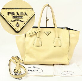 PRADA プラダ 2WAYバッグ ショルダー ハンドバッグ クリーム レザー 収納力あり 大きめサイズ 02335【中古】