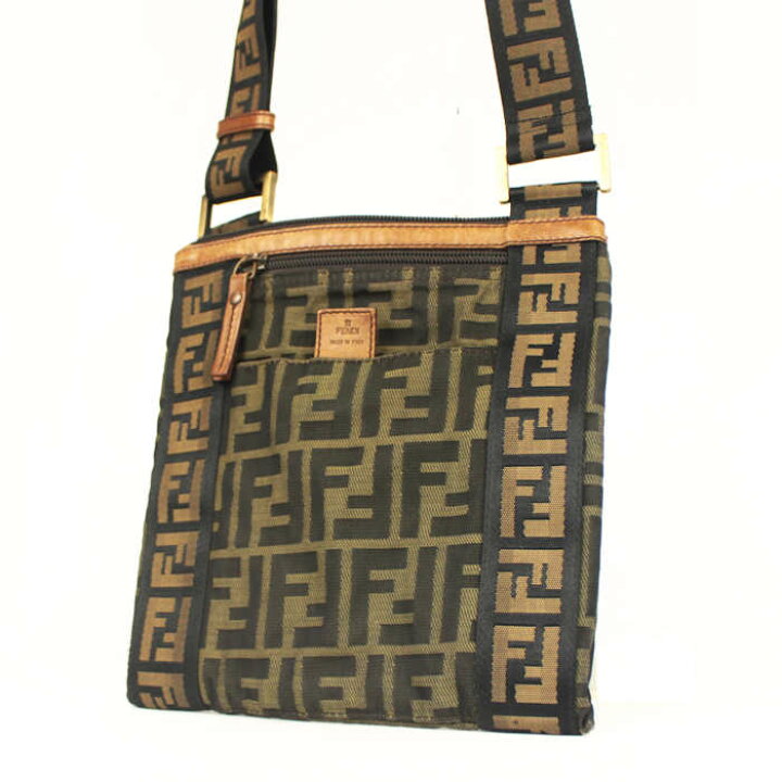 楽天市場】FENDI フェンディ サコッシュ ショルダーバッグ 7VA186  