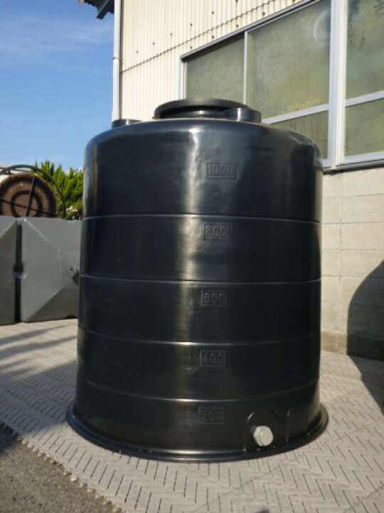 タンク 値引き?25000円ほぼ、未使用 1000L