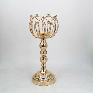 新築祝いの結婚式の装飾のためのクリスタルキャンドルホルダー燭台14x14x31cm