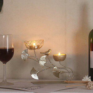 キャンドルホルダーは、家の結婚式の装飾のためのティーライト燭台の装飾品を立てます