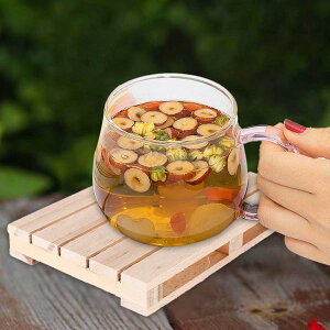 �J�E���^�[�g�b�v�̂��߂̖ؐ��p���b�g�����R�[�X�^�[�̃R�b�v�̃}�b�g�̍Ďg�p�\�Ȗ؂̃R�[�X�^�[