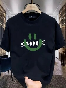 tgɃO[̃X}C[tFCX̃OtBbNƃzCg̃^O{ꂽA200g̃ubNEN[lbNTVcBSnƒʋCɗDꂽsAERbgŁA