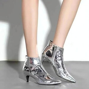 pegU[̃ANu[cAVo[̌򃌃U[A~hq[ALgq[A|CebhgD̃fB[Xu[c