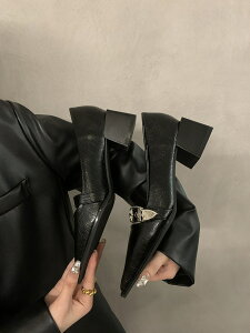 pꍕ|CebhgDnCq[V[YV؍t`X[U[V[Ygʋ΃[t@[