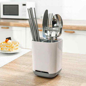 歯ブラシスタンド 台所収納ラック 洗面所 化粧品 歯磨き用品 小物収納 卓上 排水ラック プラスチック製 水切りラック 省スペース 清潔 衛生