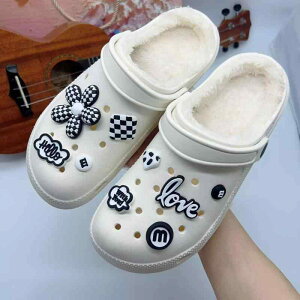 サンダル 男女兼用 秋冬 厚底 ファー スリッパ 穴あき EVA あったか 防寒 滑り止め ルームシューズ 韓国風 かわいい 白 黒 ベージュ ピンク