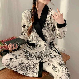 }^jeBEFA tH aJ[fBK   Y z[EFA ㉺Zbg  Y{ [EFA  pW}