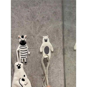 tbN 킢    hA L[z_[  Lb` [ F [u