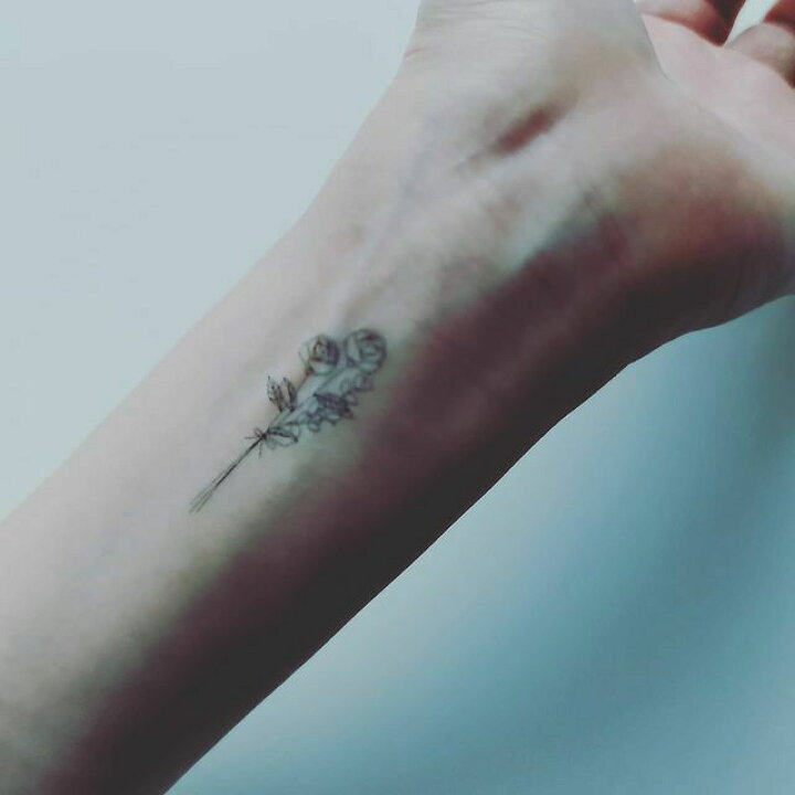 楽天市場 Tuzuru タトゥーシール ステッカー スマホケース Tattoo Sticker かわいい 花 白黒 カラー おしゃれ ワンポイント ファッション たんぽぽ チューリップ バラ カーネーション 送料無料 ポスト投函 A Tuzuru楽天市場店 楽天市場 Tuzuru タトゥーシール ステッカー スマホケース Tattoo Sticker かわいい 花 白黒 カラー おしゃれ ワンポイント ファッション たんぽぽ チューリップ バラ カーネーション 送料無料 ポスト投函 A Tuzuru楽天市場店