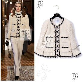 [中古] シャネル ジャケット CHANEL クリーム ウール ノーカラー ツイード パリ ザルツブルク カール・ラガーフェルド 貴重 超美品 34