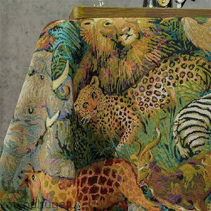 【送料無料】ジャカード生地 145cm幅 90cm単位販売 厚手 色織り生地 布地 動物柄 象 シマウマ 豹 麒麟 虎 模様 コットン混 ハンドメイド 手芸用 ソファ カーテン バッグ クッションカバー用 イ