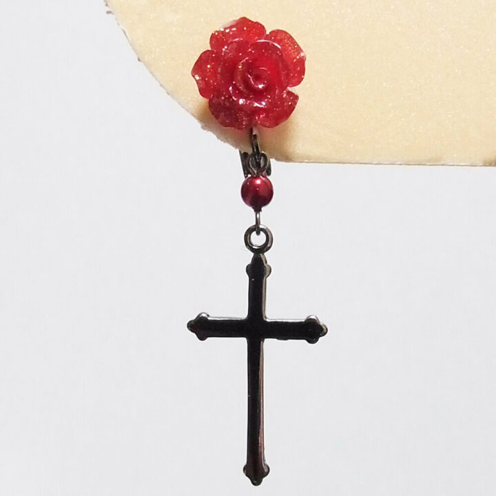 楽天市場】【ゴシック】赤 薔薇 十字架 イヤリング : tearsheaven WEB SHOP
