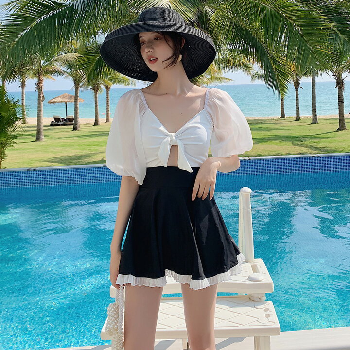 水着 レディース ワンピース オールインワン 体型カバー水着 可愛い お洒落 大人 女子 夏 無地 半袖 五分袖 黒 切り替え フレア カットアウト フリル シースルー 透け リボン バックシャン パッド付き 盛れる 肩 二の腕 ウエスト お尻 太もも カバーアップ ... ☆送料無料☆レディース 黒 バイカラー 体型カバー 水着 袖あり スカート