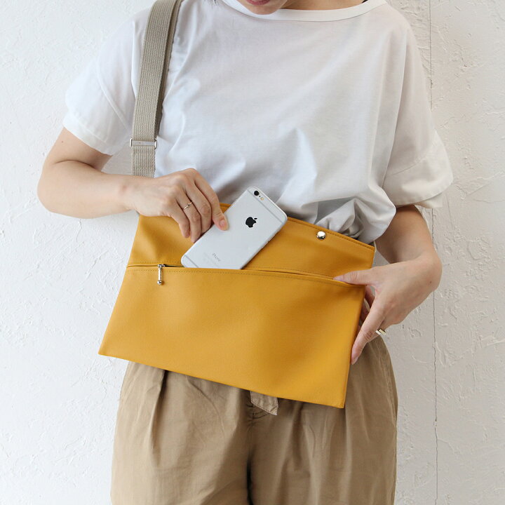 楽天市場 抗菌機能付き ショルダーバッグ サコッシュ Saco メンズ レディース Pvcレザー オシャレ サコッシュバッグ メッセンジャーバッグ スマホ Ipad アウトドア 防水 大きめ 軽量 シンプル きれいめ かわいい 革 撥水 無地 送料無料 Tees Factory