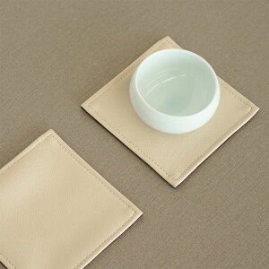 【クーポン対象】楽天1位 コースター「LEST」抗菌 おしゃれ 日本製 撥水 PVC レザー カフェ かわいい 可愛い 送料無料 ウイスキー 北欧 高級 コーヒー 酒 シンプル 正方形 業務用 ナチュラル オ