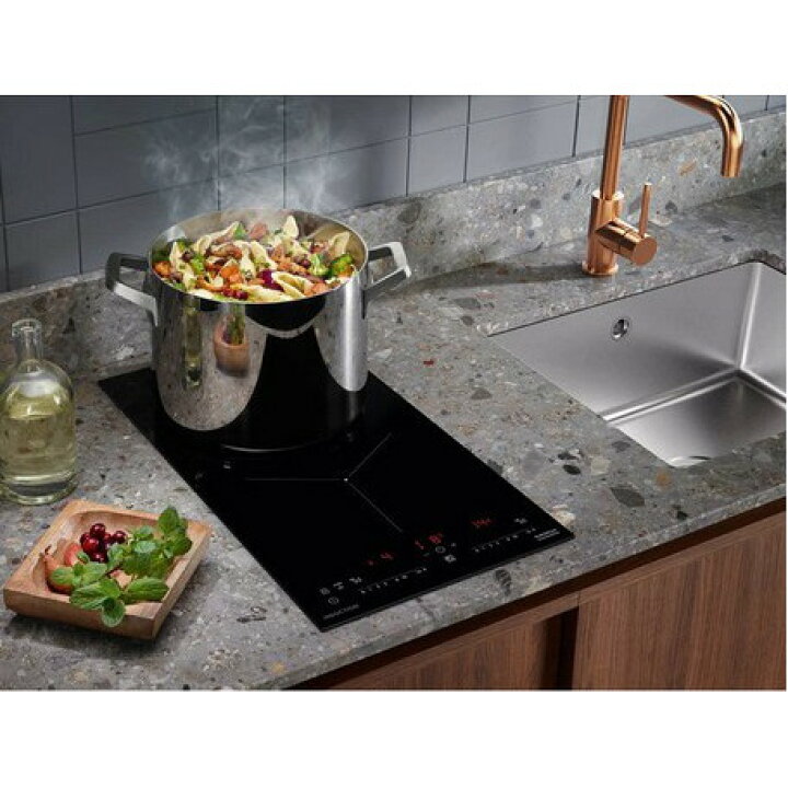 ビルトイン 2口 IHクッキングヒーター - EHI326CB | Electrolux Japan  