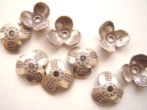 現品終了の売り切り商品です。473→400円【ka-801abc/シルバー925製】細長ドットのボールキャップ/2ヶ