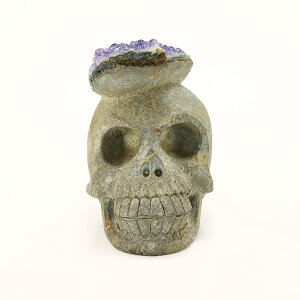 【ポイント20倍】 激レア! アメジストと熔岩石のコラボ 手彫り 彫刻 ドクロ 約790g 天然石 パワーストーン インテリア 置物 雑貨 おしゃれ パープルカラー グレーカラー