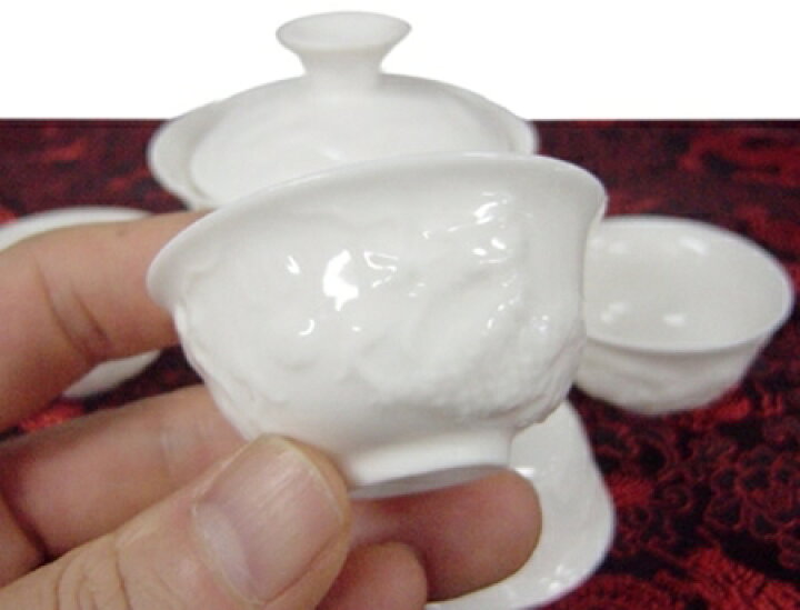 楽天市場】蓋碗・茶杯（浮彫龍）・茶器セット : 天宝堂