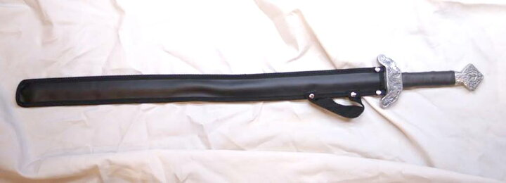 9240円 卓出 武術用 単剣 カバー付き 9240円 卓出 武術用 単剣 カバー付き