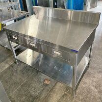 ⭐︎中古品 作業台 1200×600×800mm 厨房機器⭐︎