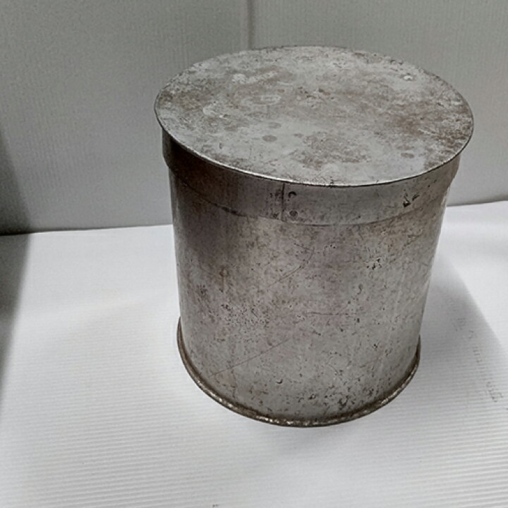 楽天市場】【中古】ブリキ 蓋つき丸缶 幅270×奥行270×高さ260 【送料 