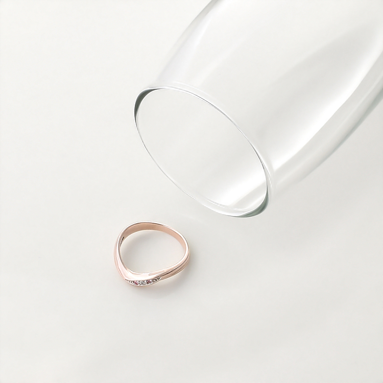 リング 指輪 レディース ファッションリング ピンク シルバーリング キュービックジルコニア V字デザイン シンプル | ペアジュエリー　テラグラティア