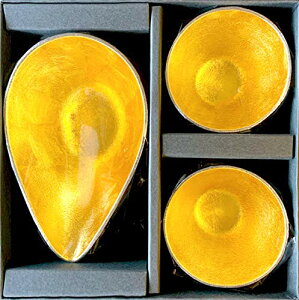 【お買い物マラソン 最大 10倍】 【和紙ラッピング】 能作 酒器セット 片口 小 金箔 ぐい呑 金箔 2個 正規代理店 あす楽 北陸の工芸品 ギフト プレゼント 記念品 還暦祝い 退職祝い 引越し祝