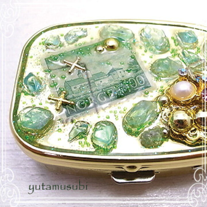 楽天市場】アンティーク ピルケース(鏡あり) 【古切手】ゴールドカラー  