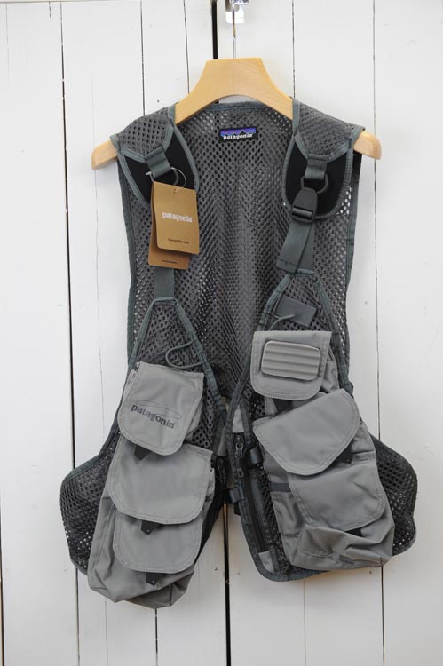 Patagonia（パタゴニア）　『Convertible Vest』（コンバーティブル　ベスト）色：Forge Grey※日本正規取扱店  02P03Dec16 | TEXISTYLE
