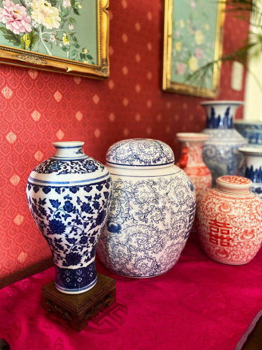 楽天市場 The Secret Garden シノワズリ 木製 高級花台 飾り台 小 スタンド ティーポット 花瓶 中国茶器 飾り棚 中国家具 雑貨 伝統 アンティーク風 ブルーアンドホワイト Blue White オリエンタル 珍品棚 ザ シークレットガーデン The Secret Garden Chinois