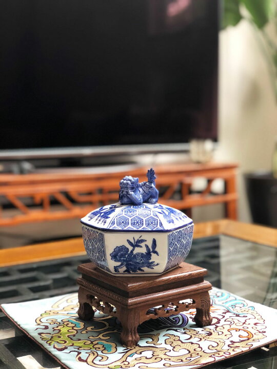 2024年秋冬新作 美品工芸品木製花林花台飾り台置物透かし彫り重厚な 