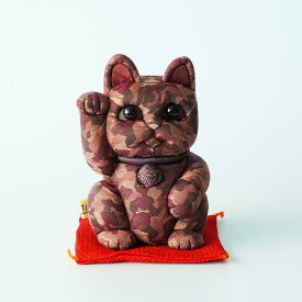 開店祝い 商売繁盛 贈り物 招き猫 玄関 インテリア 置物 柿沼 人形 迷彩柄 赤 M | 江戸木目込み 日本製 国産 職人 女性 男性 | 柿沼人形 おしゃれ モダン お守り ギフト 金運 インテリア雑貨 オシャレ 結婚祝い 誕生日 お返し 飾り 還暦祝い カタログギフト プチギフト 退職