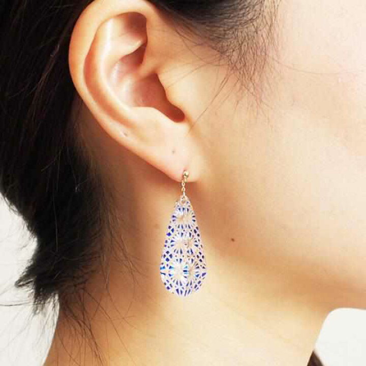 楽天市場】【江戸切子】tokoba ドロップ・ピアス ルリ菊つなぎ（K18 
