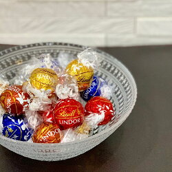 【冬季限定】コストコLindtリンツリンドールアソートバッグ5フレーバーダークミルクキャラメルホワイトバニラ小分けお菓子海外輸入ギフトプレゼントチョコレートボンbonボン商会大阪クリスマス