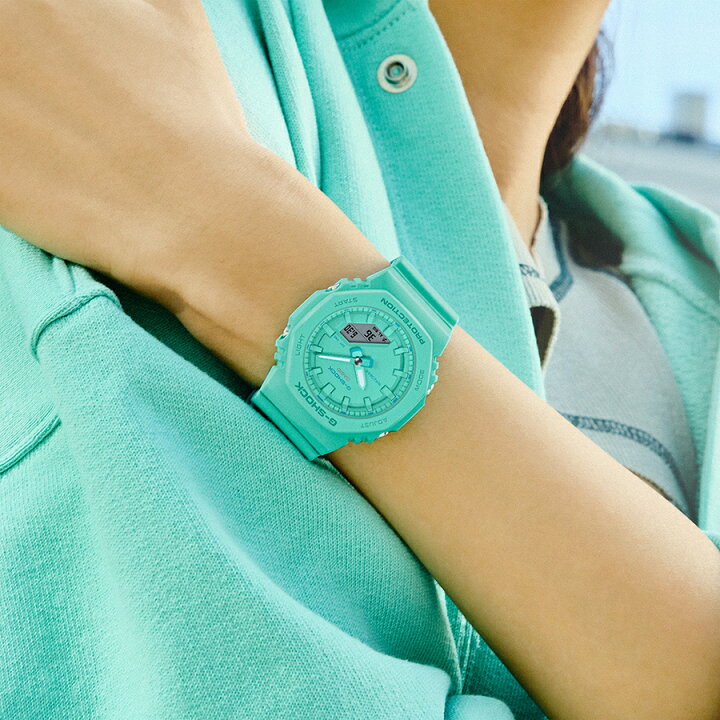 楽天市場】G-SHOCK コンパクトサイズ TONE-ON-TONE GMA-P2100-2AJF 