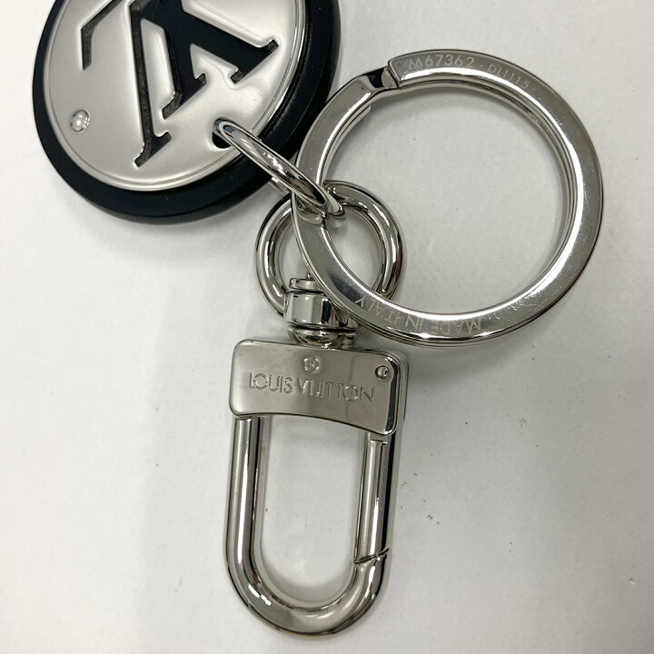 楽天市場】LOUIS VUITTON□ キーホルダー LV サークル M67362 シルバー 