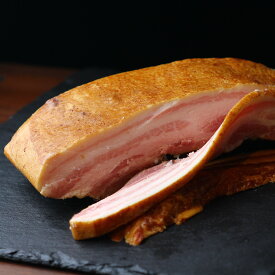 乾塩式 ベーコン ブロック豚 バラ肉 使用 600-700g 桜チップスモークベーコン スモーク ベーコン　お中元 お歳暮 内祝ギフトに | Dry Cured Smoked Bacon Block | SKU-826
