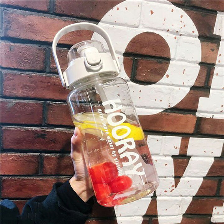 楽天市場 Sale特価 超大容量 水筒 ストロー付き クリアボトル 2リットル 1500ml 目盛り ウォーターボトル 手提げ付き 水分補給 スポーツ 運動用 The One 楽天市場 Sale特価 超大容量 水筒 ストロー付き クリアボトル 2リットル 1500ml 目盛り ウォーターボトル 手提げ付き 水分補給 スポーツ 運動用 The One