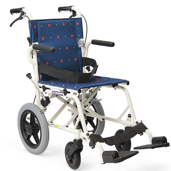 ご購入後も安心のサポート窓口 電話：048-823-4691 軽量 折りたたみ 旅行用車椅子 選択 メーカー正規保証付き KA6 カワムラサイクル製 条件付き送料無料 限定版 車いす