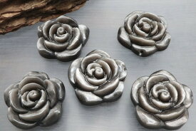 【28mm】薔薇 シルバーオブシディアン 1個 彫刻 カービング（穴あき）お守り石 メキシコ産