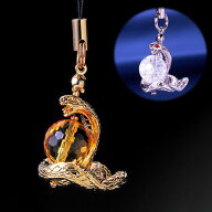 【金運と繁栄の蛇のストラップ♪】吉兆蛇ストラップ ストラップ 厄除け 厄除 巾着袋付き 携帯 かばん 開…