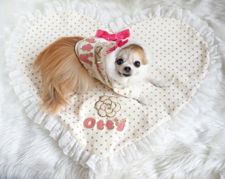 楽天市場 オッティ Otty カメリアドット ハート型カフェマット 小型犬 ラグジュアリー セレブ カフェマット 送料無料 Tiara Pets
