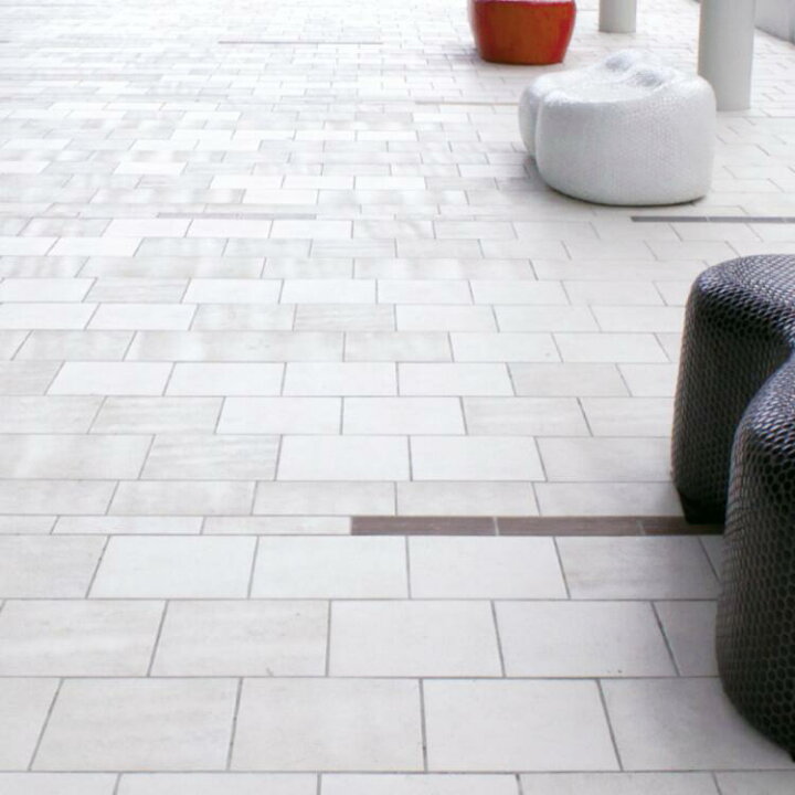 楽天市場 テラスタイル ベーシック クール 磁器 タイル 300角 ケース販売 14枚 ツルツル ザラザラ 内床 ベランダ テラス バルコニー 外床 玄関 ポーチ ガーデニング エントランス 駐車場 壁 浴室 diy リフォーム 防汚 防滑 洋風建築 建材 タイル通販 タイルオンライン 楽天市場 テラスタイル ベーシック クール 磁器 タイル 300角 ケース販売 14枚 ツルツル ザラザラ 内床 ベランダ テラス バルコニー 外床 玄関 ポーチ ガーデニング エントランス 駐車場 壁 浴室 diy リフォーム 防汚 防滑 洋風建築 建材 タイル通販 タイルオンライン