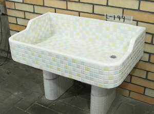 ガーデンシンク タイル 流し台 昭和レトロ モザイクタイル張り Lサイズ-199 手作りガーデンシンク タイル流し台 エクステリア お洒落 老人ホームなどにも大好評です