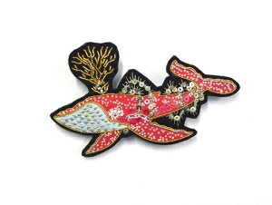 �yKLAUS HAAPANIEMI × KEIJI TAGAWA�z�@Lightening Whales Brooch Large TILIA ���肠 �����킯���� �n���h���C�h ������ �I���W�i�� �r�[�Y �h�J �G���K���g �t�@�b�V�����G�� �I�[�g�N�`���[�� ���f�B�[�X �g