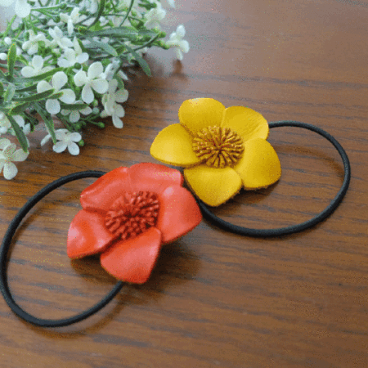 楽天市場】【送料無料】レザーヘアゴム可愛いお花モチーフでスッキリ