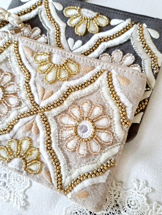 【刺繍が可愛い♪】オシャレで実用性抜群◎HERMESフラットポーチ 楽天市場】【送料無料】刺繍ポーチ ビーズ刺繍ミニフラット